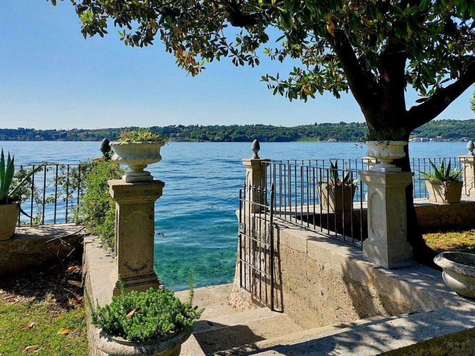 Alquiler villa by the lago Salò Lombardia foto 3