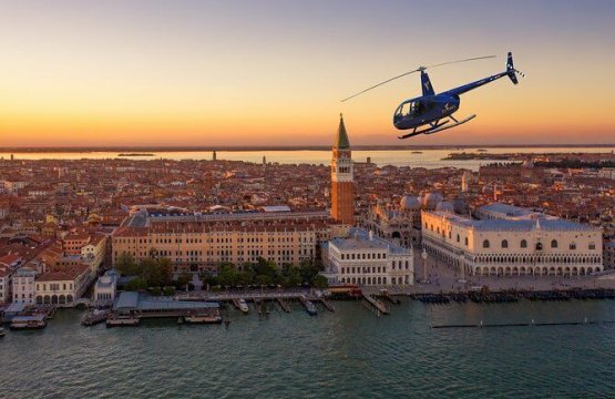 Heli Tour sopra la Laguna di Venezia  