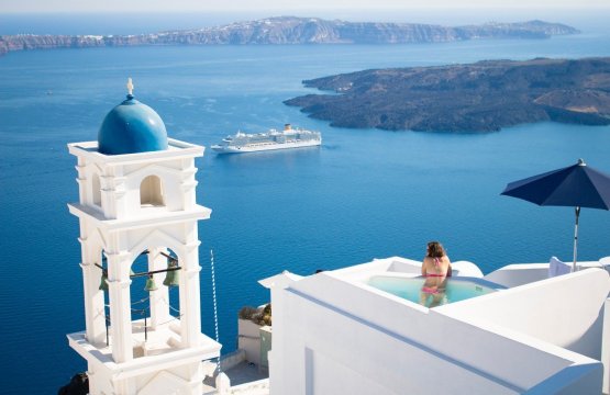 Il fascino delle Isole Greche: Atene, Mykonos e Santorini  