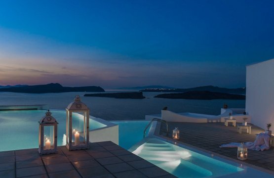 Il fascino delle Isole Greche: Atene, Mykonos e Santorini  