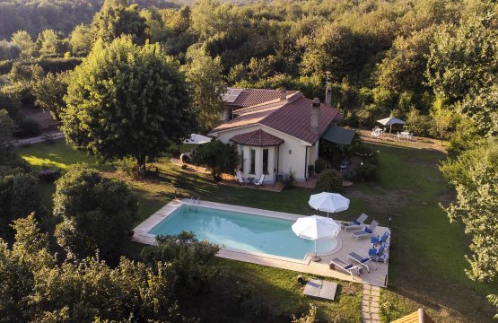 Rent Villa  Capranica Lazio